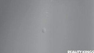 2020-06-11-4414976-lil-jailbird_720