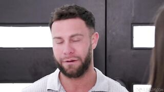 2024-11-29-249111-i-made-my-stepsister-squirt-gizelle-blanco-seth-gamble-249111-540