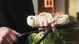 2024-10-19-254121-uncharted-territory-254121-720