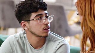 2024-09-04-247990-im-confiscating-this-247990-720