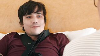 2024-08-04-249834-teachers-helping-hand-249834-540