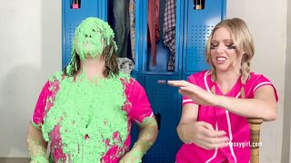 2025-10-06-1288-thats-so-90s-lights-camera-slime