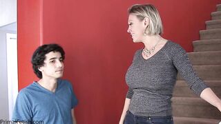 2025-08-06-3256-dee-williams-step-son-uses-his-trust-fun_720