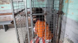 2020-01-14-JJ-locked-up-again-part5