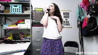 2022-08-12-20062-aria_carson3_720