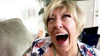 2020-08-08-171978-snooping-on-her-daughters-computer-171978-540