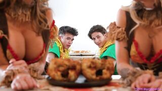 2025-11-14-234734-mom-pussy-makes-a-perfect-thanksgiving-s5e3_960