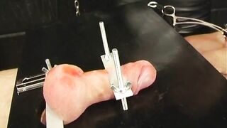 2007-08-21-88-bitch-in-uniform_h265