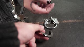 2018-11-19-Riley-taken-into-custody-at-station-part1