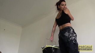 2019-10-24-cat-family-entertainment_med