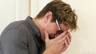 2019-05-05-147129-shameless-hotwife-540