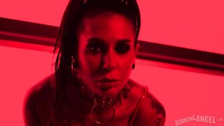 2020-01-14-167383-joanna-loves-anal-540