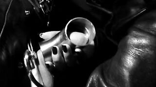 2009-05-27-632-the-english-mistress-the-spiders-web_mobile