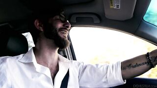 2019-02-08-145224-neighborhood-swingers-22-scene-3-540