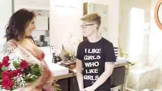 2019-03-10-145876-we-like-girls-lena-ivy-540