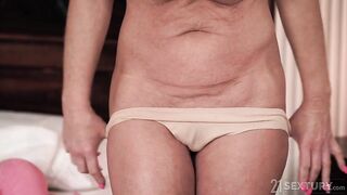 2019-03-21-145527-my-lover-thinks-im-40-540