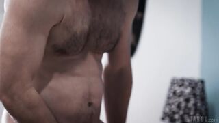 2021-06-01-183390-covering-her-tracks-183390-540