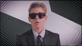 2019-12-26-166507-girlcore-s2-e3-she-blinded-me-with-science-166507-540