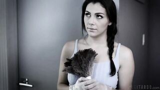 2018-11-01-134681-the-housemaids-tale-540