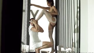 2018-09-11-133311-the-feet-above-540