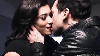 2020-02-25-167868-girls-like-it-rough-brooklyn-gray-167868-540