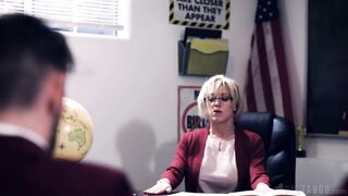 2020-09-10-169810-outnumbered-720