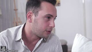 2018-04-13-132100-my-boyfriend-wont-know-540