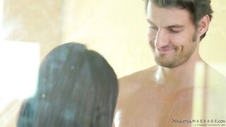 2018-04-06-130904-up-close-nuru-540