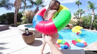 2025-12-05-30263-sun-kissed-temptation_720