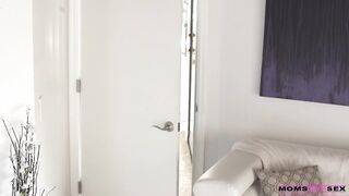 2015-01-25-24681-learning-to-deep-throat-s3e1_960