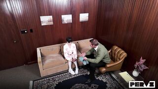 2025-12-11-31459-magenta_lexx_720