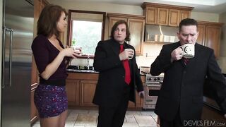 2016-01-28-81292-seduced-by-the-bosss-wife-britney-amber-evan-stone-81292-540