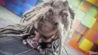 2024-02-08-anuskatzz-knows-how-to-squirt_stream