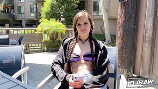 2022-04-28-luna-has-a-lovely-throat_stream