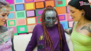 2025-10-09-lily-fisted-dominated-in-art-studio_stream