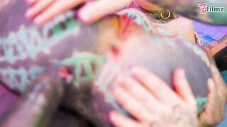 2025-09-18-inked-couples-share-passionate-moments_stream