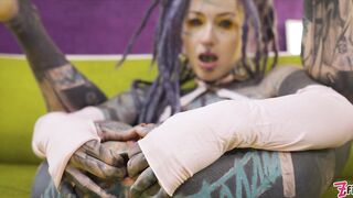 2023-12-14-anuskatzzs-ass-is-gaping_stream