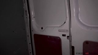 2025-12-08-11444335-not-sure-i-will-fit-in-there_720