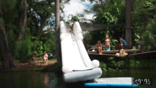 2025-10-16-11390971-bbq-at-the-lake-house_720