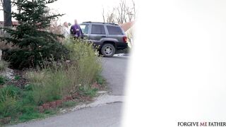 2022-06-14-4648801-preacher-and-the-rich-shaven-pussy_720