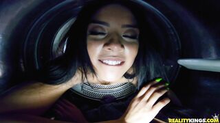 2019-02-16-4349931-lusty-laundry-day_720