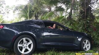 2019-05-28-4357672-driver-meets-dom_720