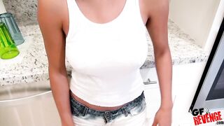 2018-01-31-2960141-sarai-not-sorry_720