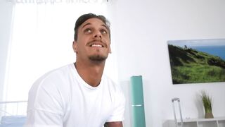 2018-10-30-2936761-party-girl-wants-a-fucking-fiesta_720