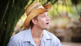 2017-10-11-127092-family-hoedown-540