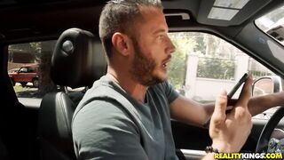 2018-08-03-2417935-where-the-fuck-is-my-scene_720