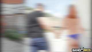 2022-09-30-8897301-horny-redhead-gets-freaky-in-public_720