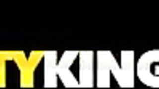 2017-10-19-1831691-cum-craving-kelly_720