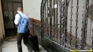 2018-08-15-2235536-my-cheating-wife-rossella_720