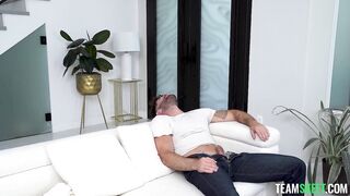 2025-12-28-31249-aria_valencia_kell_fire_720